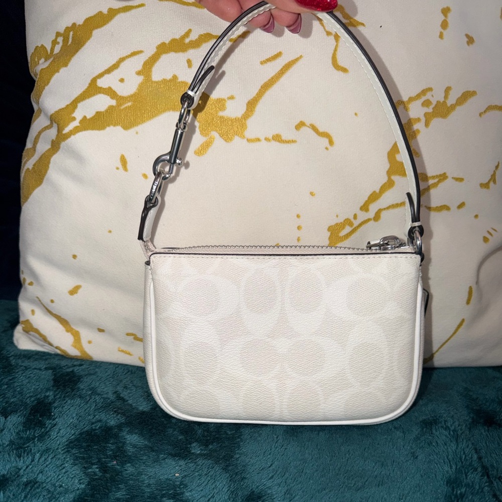 Coach Nolita 15 Signature Canvas NWOT - Picture 3 of 6